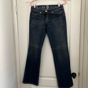 Notify jeans